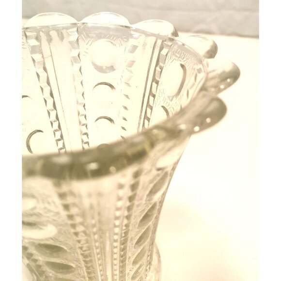 Vintage 1940s Glass Zipper & Button Pattern Vase Clear Pressed Glass 7.25" - Picture 6 of 8
